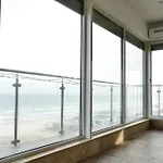 Sea View Penthouse *