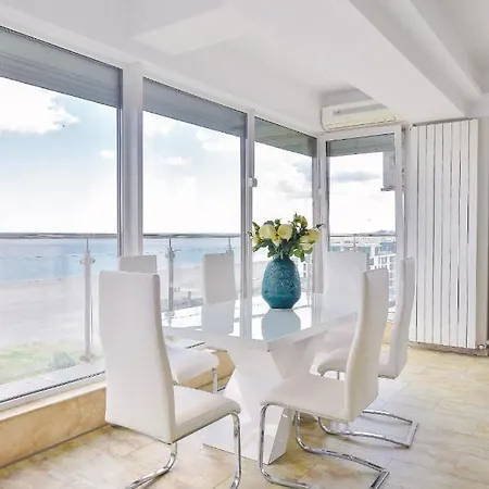 Sea View Penthouse Apartamento