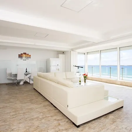 Sea View Penthouse Apartman